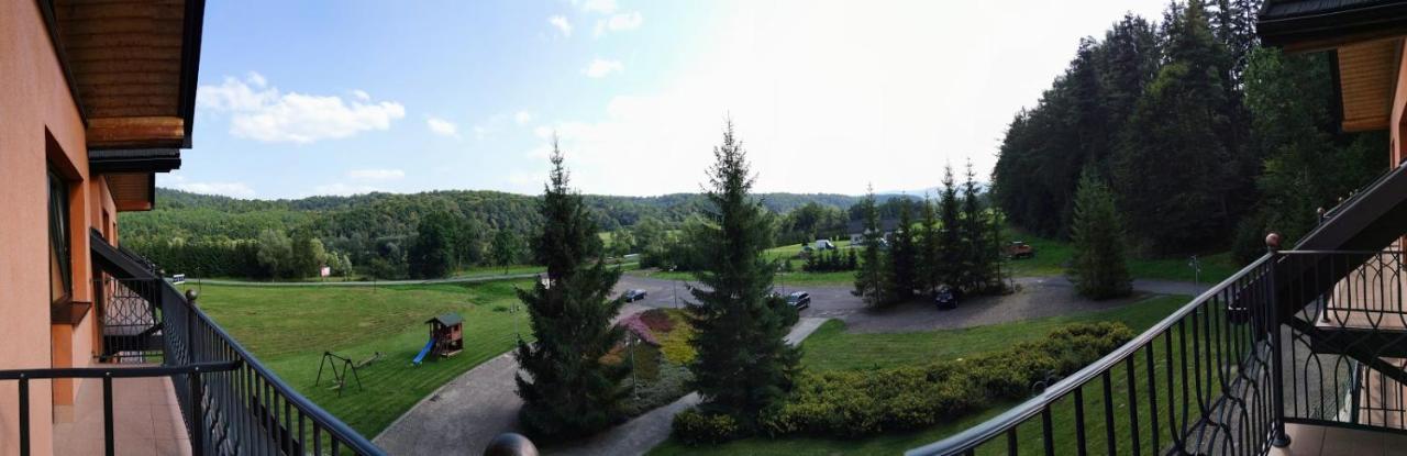 Hotel Salamandra Hoczew Exterior photo